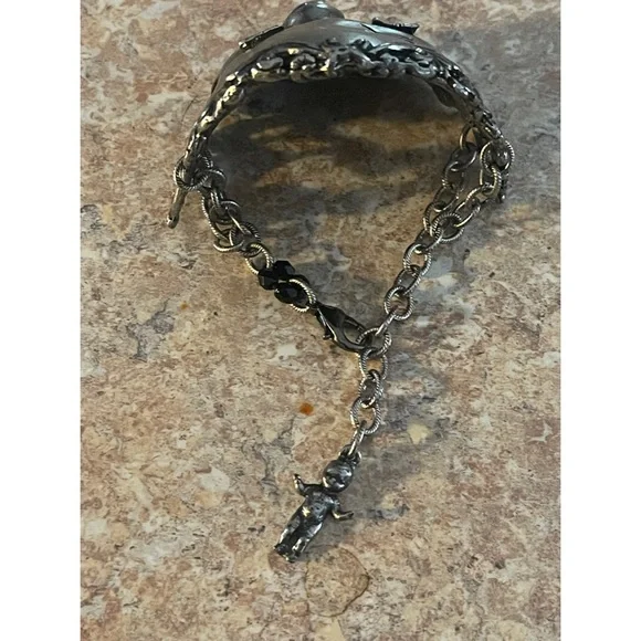 Martha Rotten Doll Head Cuff - Picture 2 of 3